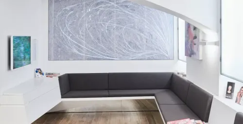 Wartebereich der WHITE SPA Zahnarztpraxis